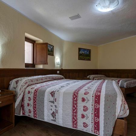 Hotel Cecchin Aosta Dış mekan fotoğraf