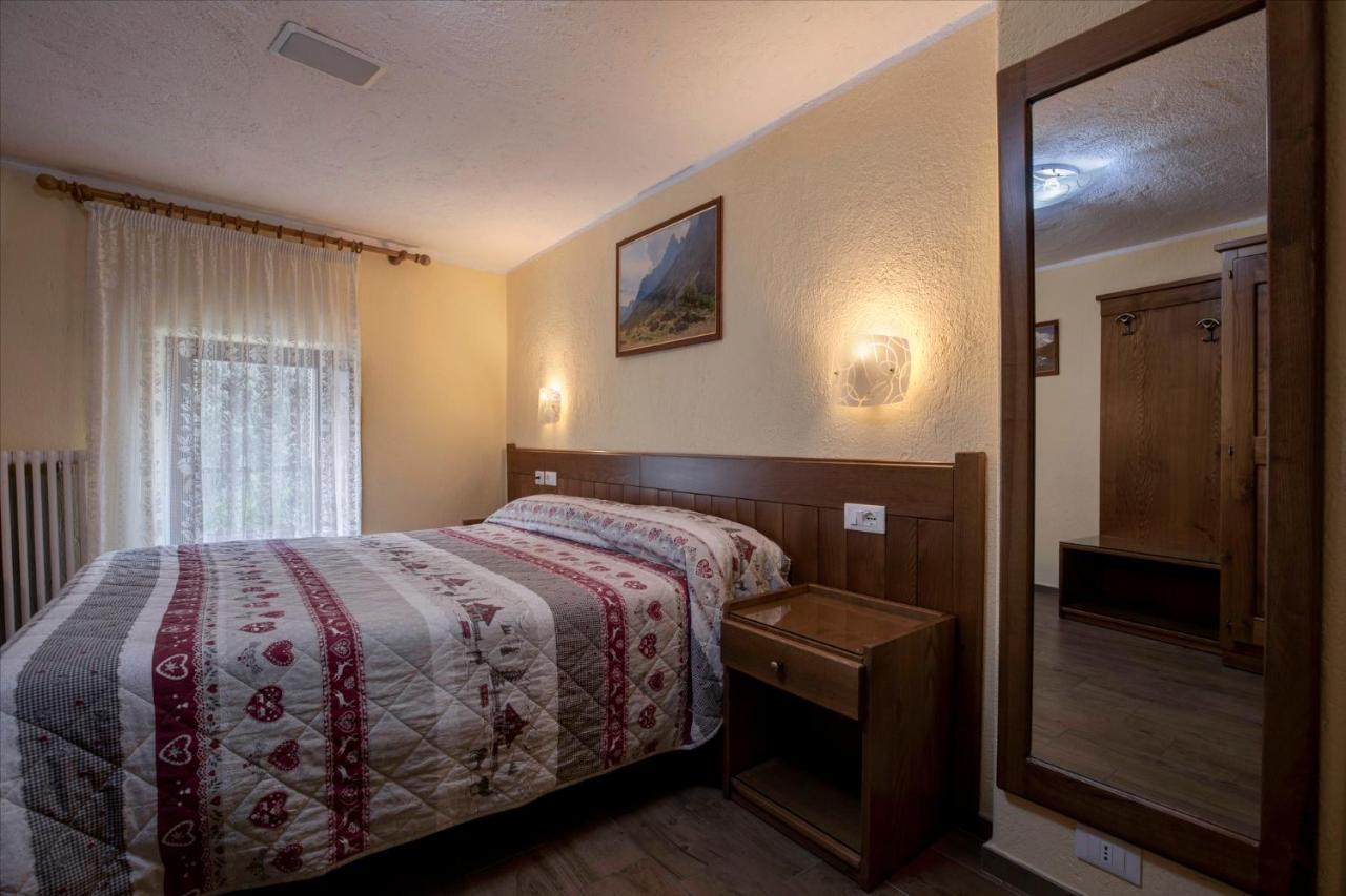 Hotel Cecchin Aosta Dış mekan fotoğraf