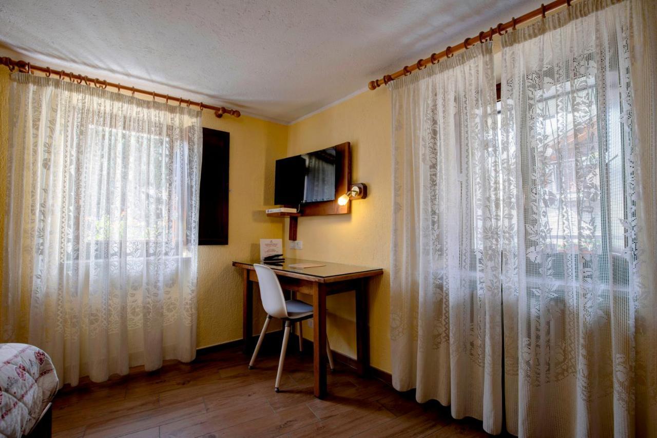 Hotel Cecchin Aosta Dış mekan fotoğraf