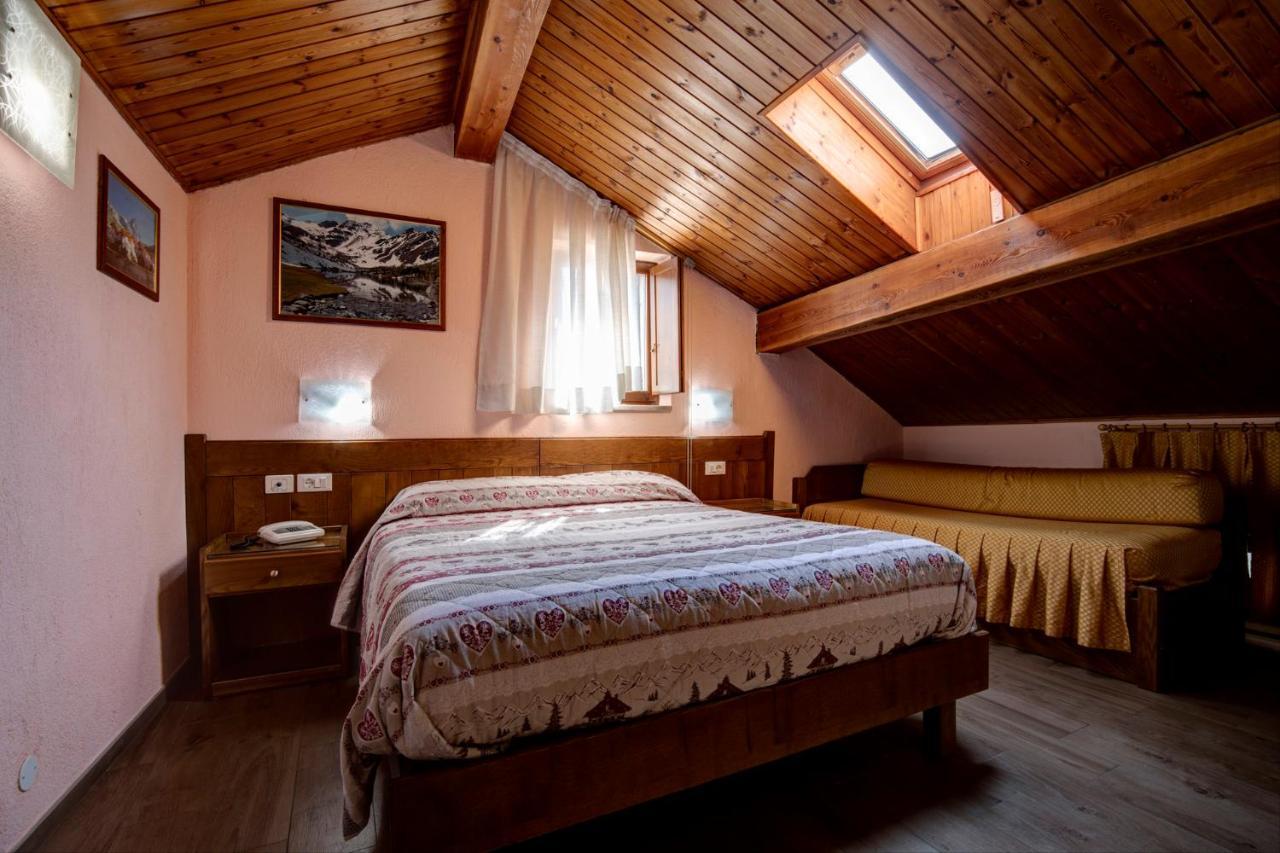 Hotel Cecchin Aosta Dış mekan fotoğraf