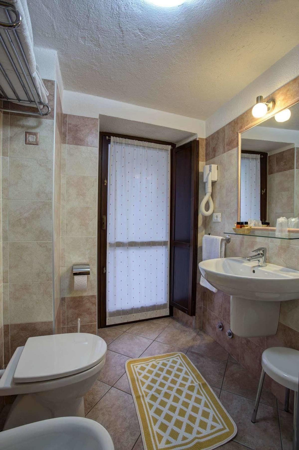 Hotel Cecchin Aosta Dış mekan fotoğraf